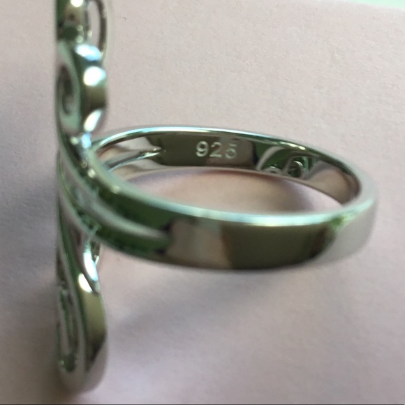 Sterling Silver Swirl Design Ring - Picture 15 of 16